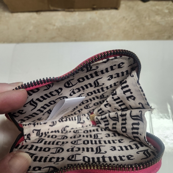 NWT Hot Pink Juicy Couture wristlet - Picture 11 of 12